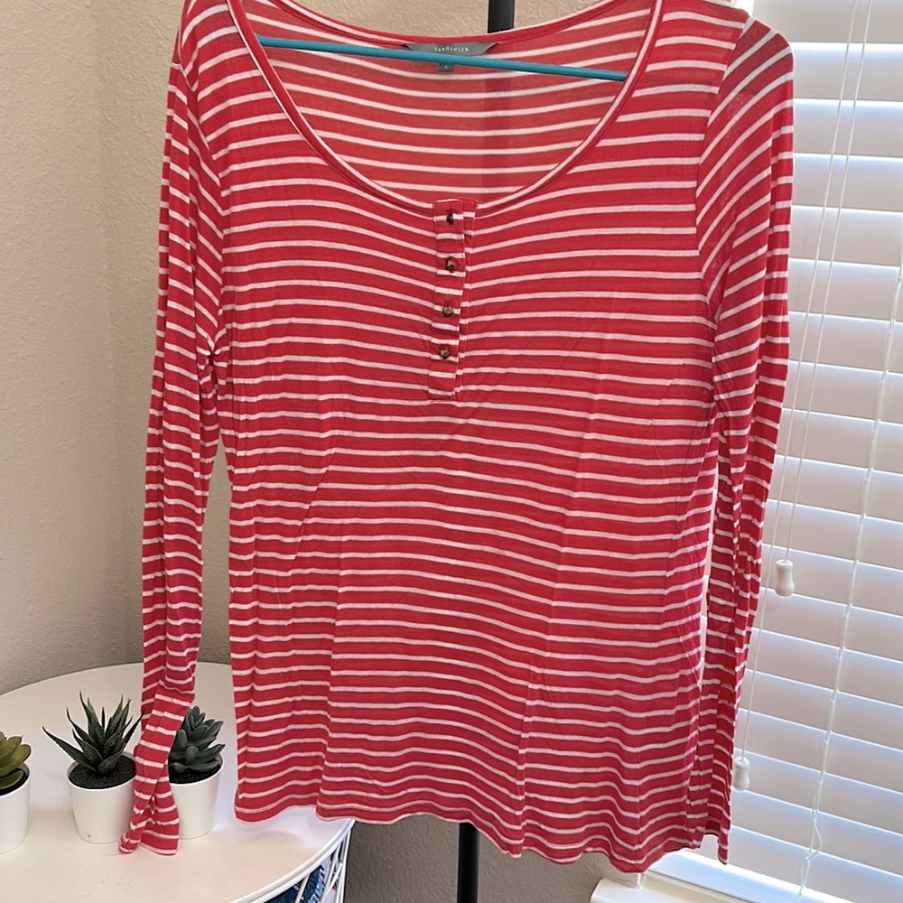 Stripped top